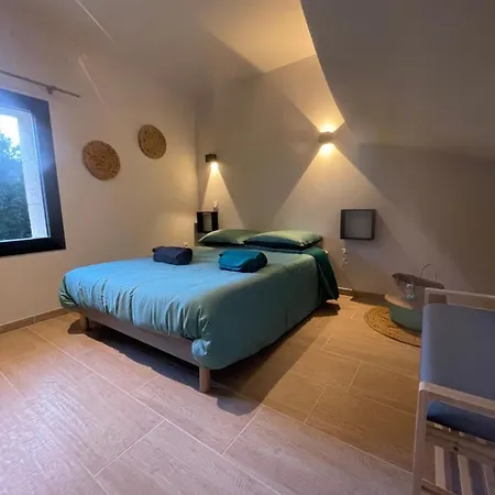Mas Du Couchant Vakantiehuis Suze-la-Rousse